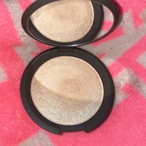 Becca highlighter